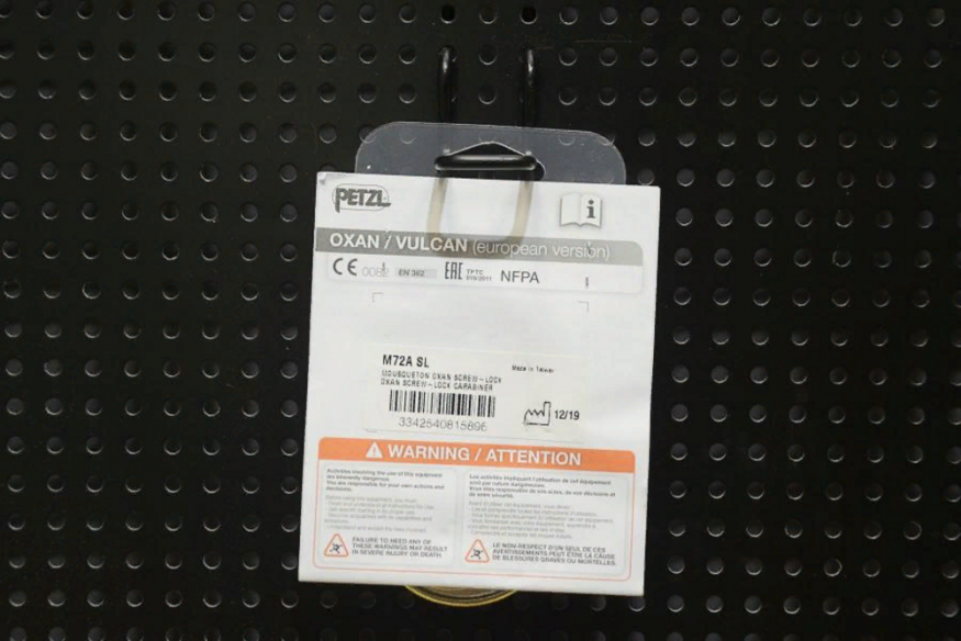 Карабин PETZL OXAN SCREW-LOCK 