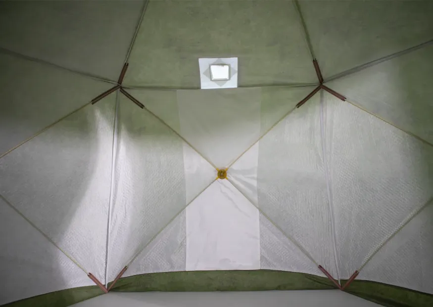 Палатка зимняя ЧУМ 2 (трехслойная, пиксель с выводом под трубу)